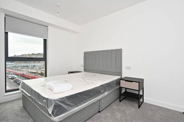2 Bedroom Flat To Rent In Assay Apartments, Station View, , Guildford, GU1
