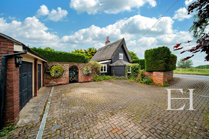 2 Bedroom Cottage For Sale In Great Horkesley, Colchester, CO6