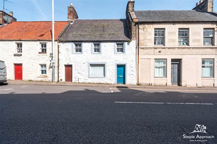 3 Bedroom Property For Sale In High Street, Newburgh, Cupar, KY14