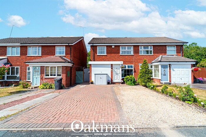 3 Bedroom Semi-Detached House For Sale In Flaxley Close, Redditch, Worcestershire, B98