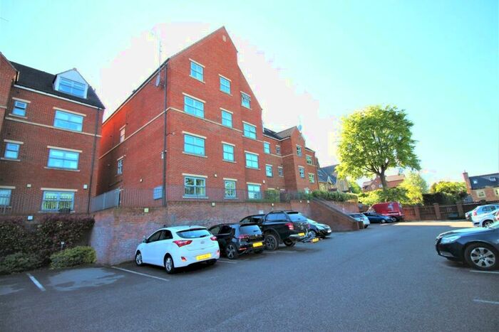 2 Bedroom Apartment To Rent In Moorgate View, Rotherham, S60