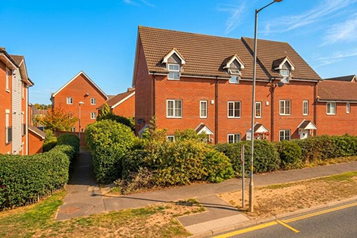 3 Bedroom End Of Terrace House For Sale In Sir Alfred Munnings Road, Queens Hill, Norwich, NR8