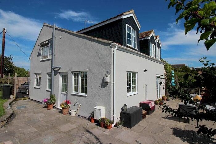 5 Bedroom Cottage For Sale In The Lane, Easter Compton, South Gloucestershire, BS35