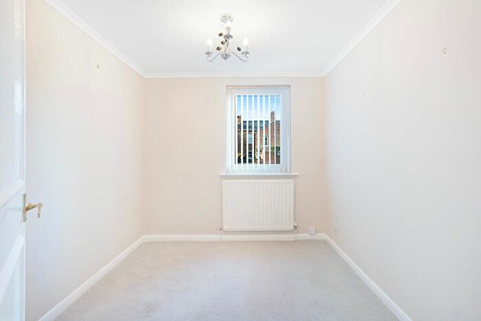 2 Bedroom Apartment For Sale In Victoria House - Coniscliffe Road, DL3