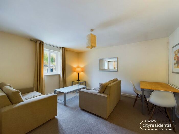 2 Bedroom Apartment To Rent In Ellerman Road, Liverpool, L3