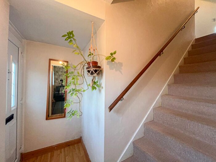 3 Bedroom Terraced House For Sale In Valley Way, Stevenage, Hertfordshire, SG2