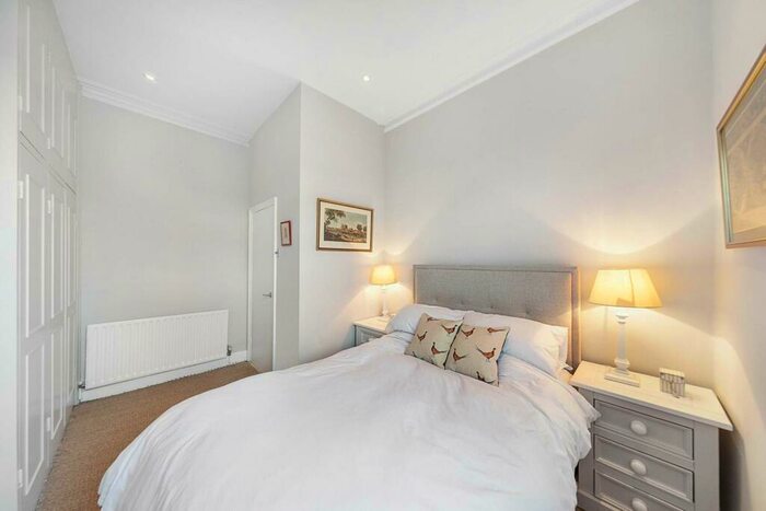 1 Bedroom Flat To Rent In Battersea Park, Battersea, London, SW11
