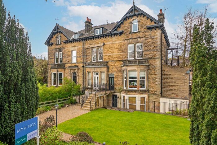 3 Bedroom Flat For Sale In Cold Bath Road, Harrogate, HG2
