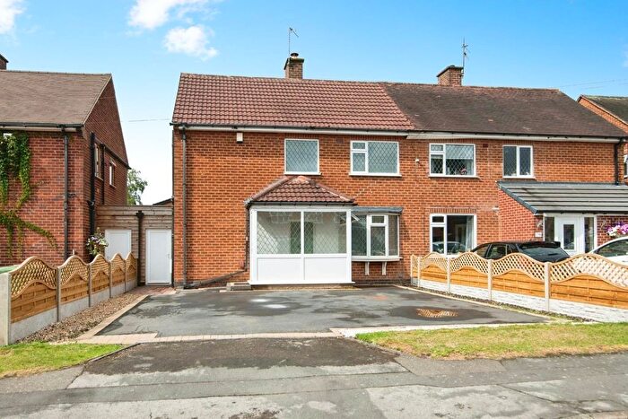 3 Bedroom Semi-Detached House To Rent In Arbury Hall Road, Shirley, Solihull, B90