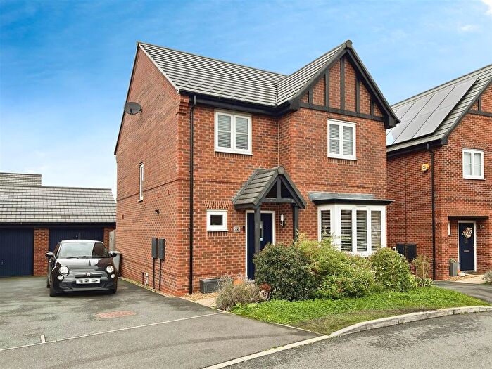 4 Bedroom Detached House For Sale In Lomas Way, Congleton, CW12