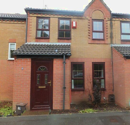 3 Bedroom Terraced House To Rent In Osborne Square, City Gardens, Grangetown, Cardiff, CF11