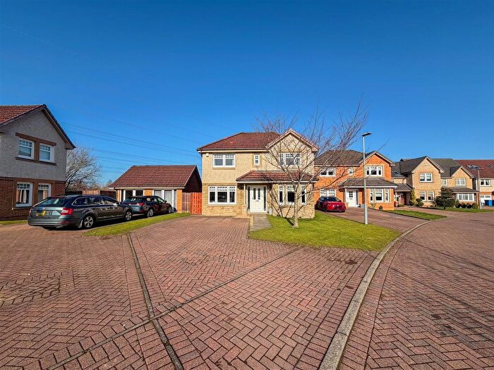 3 Bedroom Detached House For Sale In Westfarm Drive, Cambuslang, G72