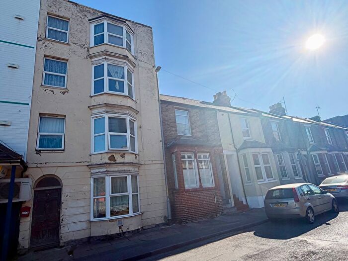 1 Bedroom Flat To Rent In Dane Road, Margate, CT9