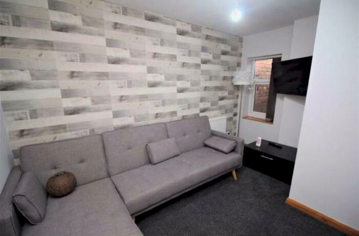 4 Bedroom Terraced House To Rent In Shelley Road, Preston, PR2