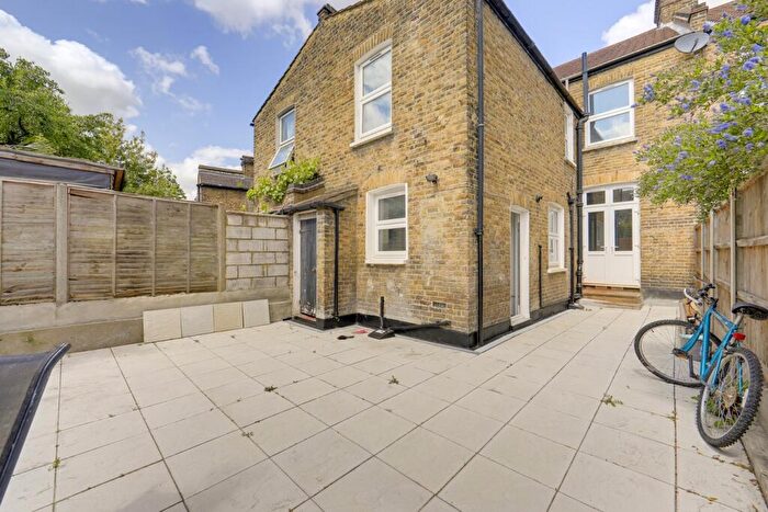 4 Bedroom Terraced House To Rent In Hawstead Road, Catford, London, SE6
