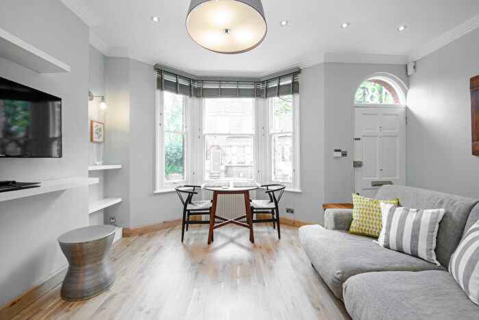 1 Bedroom Flat To Rent In Gardnor Road, Hampstead, NW3