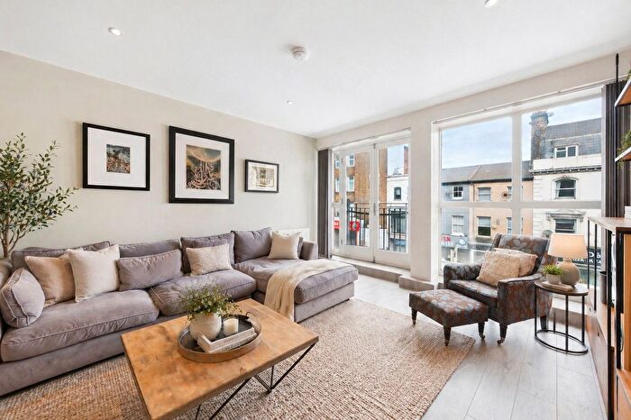 1 Bedroom Flat For Sale In Hardwicks Square, London, SW18