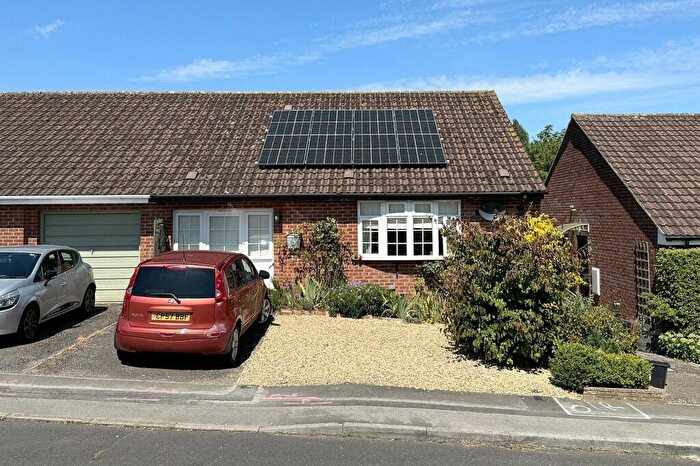 3 Bedroom Bungalow For Sale In Yarnbarton, Templecombe, Somerset, BA8