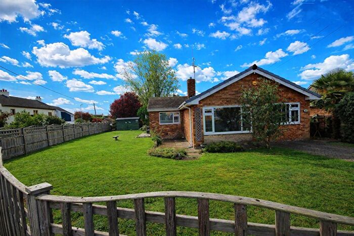 3 Bedroom Detached Bungalow For Sale In Went View, Thorpe Audlin, Pontefract, WF8