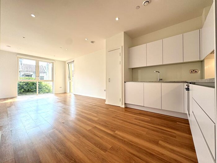 1 Bedroom Apartment To Rent In Mighell Street, Brighton, BN2