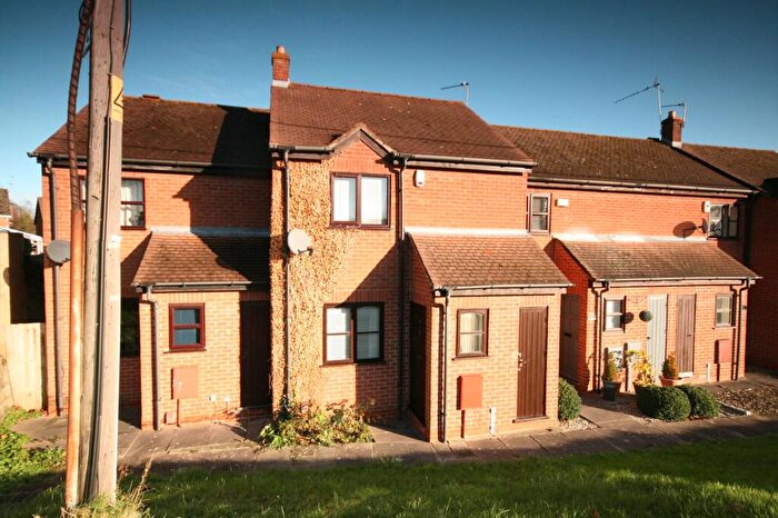 2 Bedroom Terraced House To Rent In London Road Wheatley Oxford, OX33