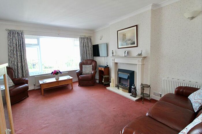 3 Bedroom Detached Bungalow For Sale In Highfield Road, Lymington, SO41