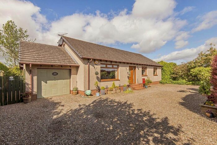 3 Bedroom Detached House For Sale In Rait Road, Perth, PH2