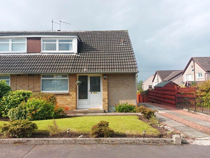 3 Bedroom Semi-Detached House To Rent In Crosslet Avenue, Dumbarton, G82