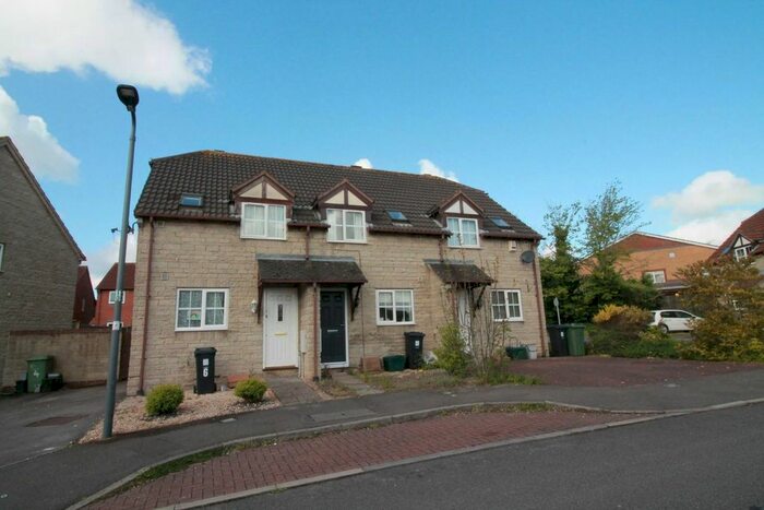 2 Bedroom Property To Rent In Ferndene, Bradley Stoke, Bristol, BS32