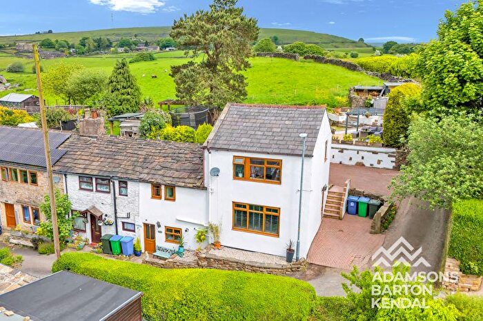 3 Bedroom Cottage For Sale In Lower Healey, Healey, Rochdale, OL12