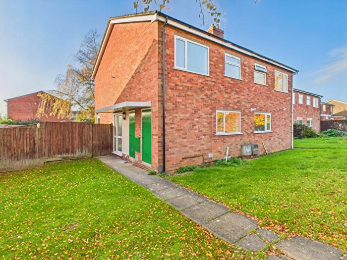 2 Bedroom Semi-Detached House For Sale In Meadow Walk, Yaxley, Peterborough, PE7