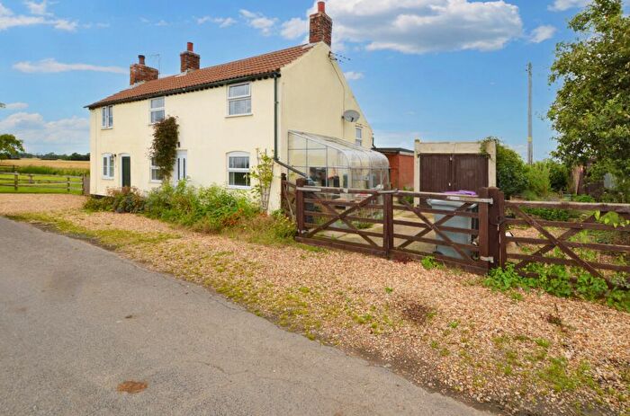 3 Bedroom Character Property For Sale In Pointon Fen, Pointon, Bourne, NG34