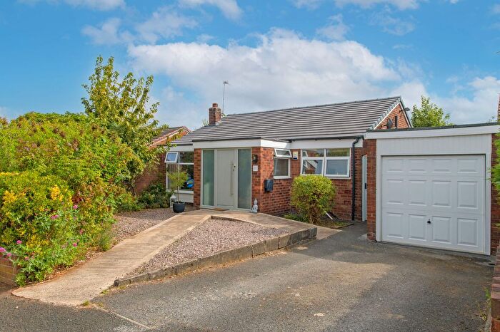 3 Bedroom Detached Bungalow For Sale In Thirlmere Close, Frodsham, WA6