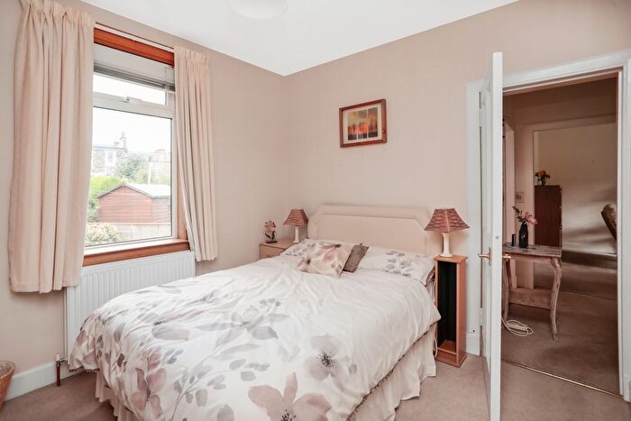 4 Bedroom Detached House For Sale In Abercorn Crescent, Willowbrae, Edinburgh, EH8