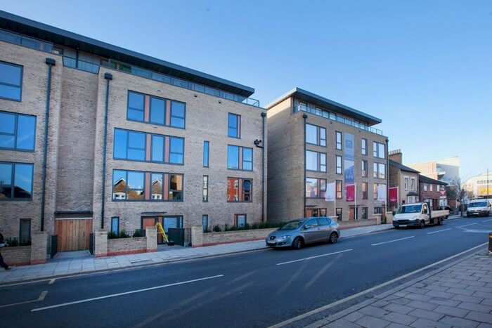 2 Bedroom Flat To Rent In Hartfield Road, London, SW19