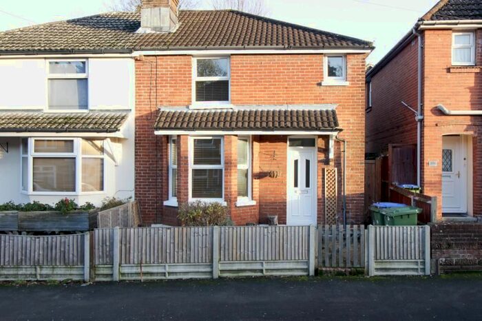 3 Bedroom Terraced House To Rent In Percy Road, Southampton, SO16