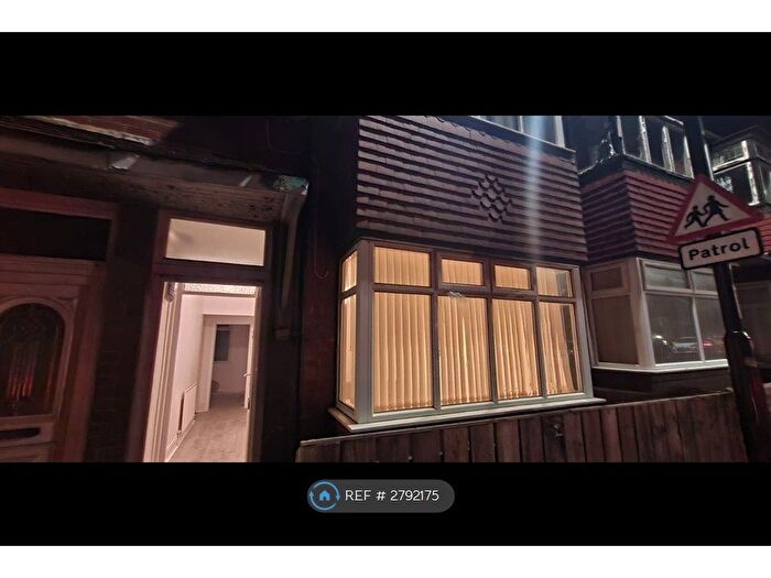 2 Bedroom Flat To Rent In Thompson Road, Sunderland, SR5