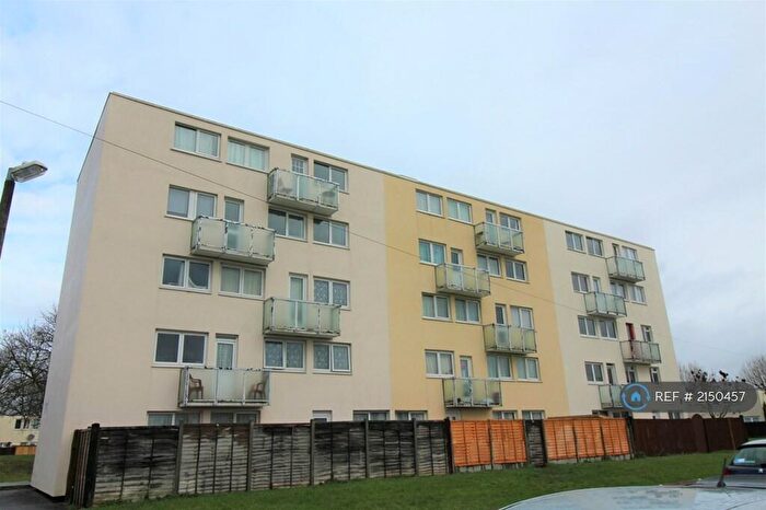 2 Bedroom Maisonette To Rent In Cornwell Close, Gosport, PO13