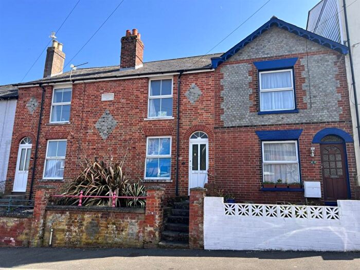 3 Bedroom Terraced House For Sale In Fellows Road, Cowes, PO31