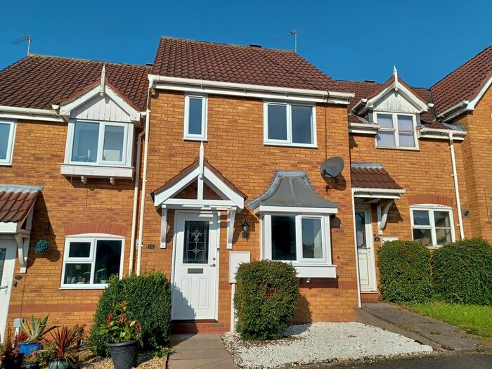 2 Bedroom Town House To Rent In Franklin Close, Stapenhill, Burton On Trent, DE15