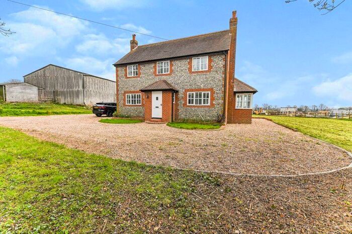 3 Bedroom Detached House To Rent In Blendworth, Waterlooville, PO8