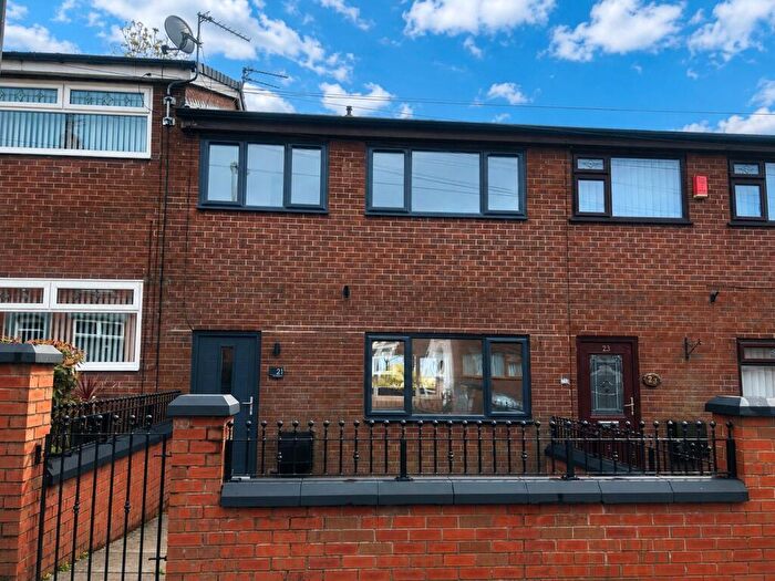 3 Bedroom Terraced House For Sale In Wales Street, Watersheddings, Oldham, OL1
