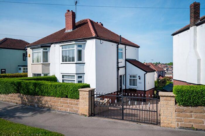 3 Bedroom Semi-Detached House To Rent In Gleadless Road, Sheffield, S12
