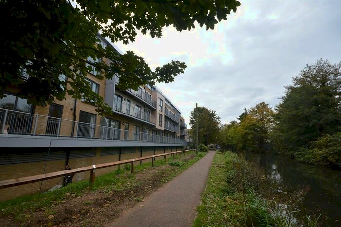 2 Bedroom Apartment To Rent In Smeaton Court, Hertford, SG13