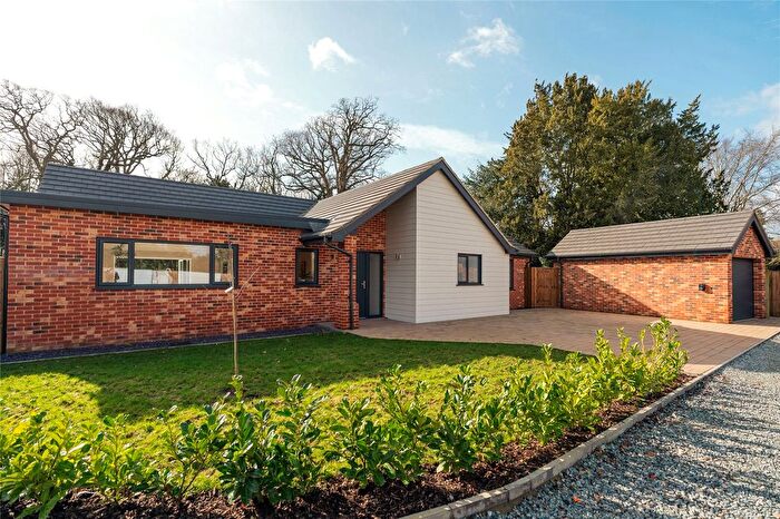 3 Bedroom Bungalow For Sale In The Oaks, Off Main Road, Filby, Great Yarmouth, NR29