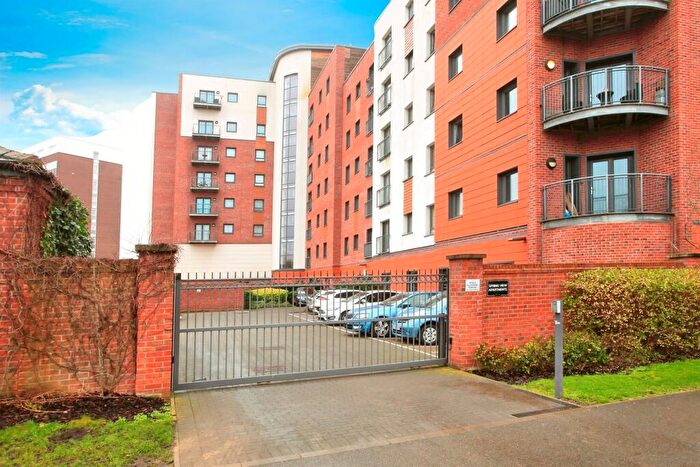 2 Bedroom Apartment For Sale In Hawksbill Way, Peterborough, PE2