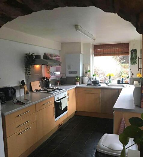 3 Bedroom Terraced House To Rent In Club Street, S11