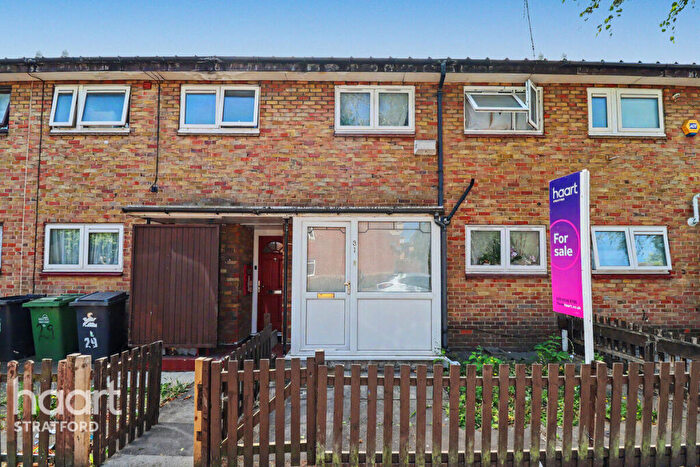 2 Bedroom End Of Terrace House For Sale In Crownfield Road, London, E15