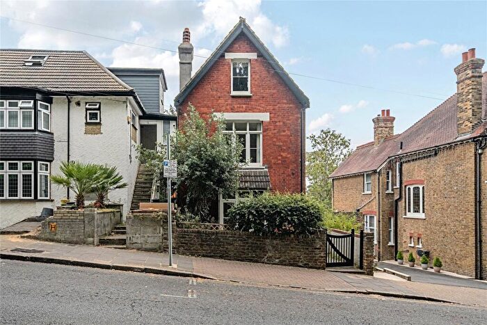 4 Bedroom Detached House For Sale In Ethelbert Road, Bromley, BR1