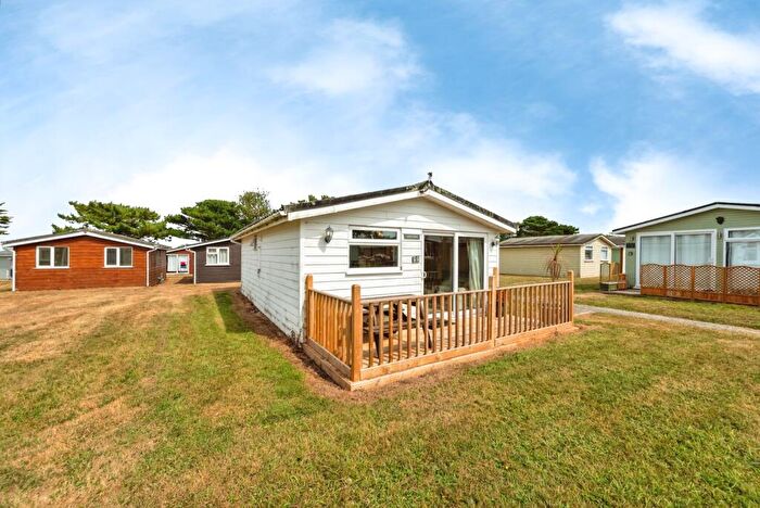 2 Bedroom Detached House For Sale In Atlantic Bays, St Merryn, Cornwall, PL28